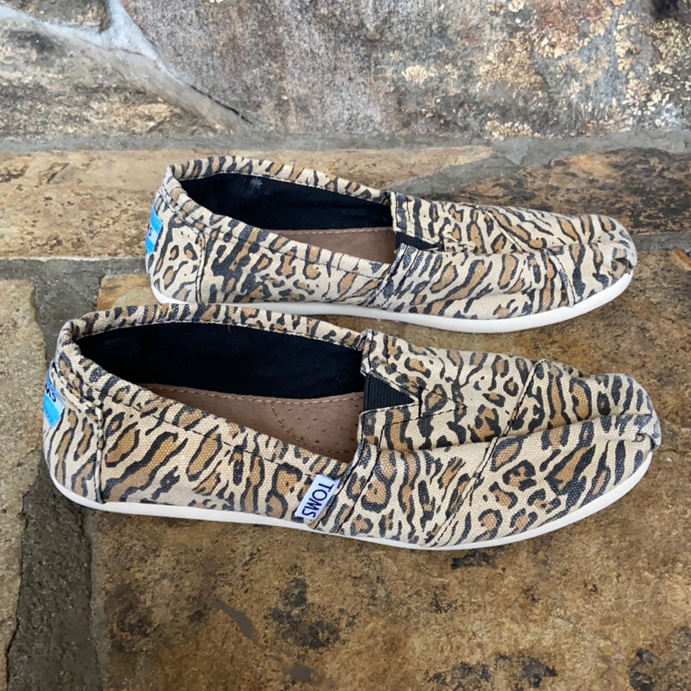 Toms Slip Ons